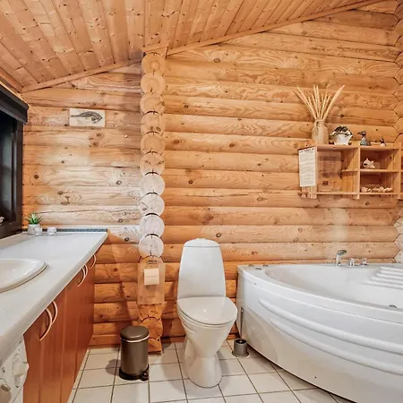 Well-maintained Log House With Hot Tub, Sauna And Covered Terrace In Thy * Kollerup